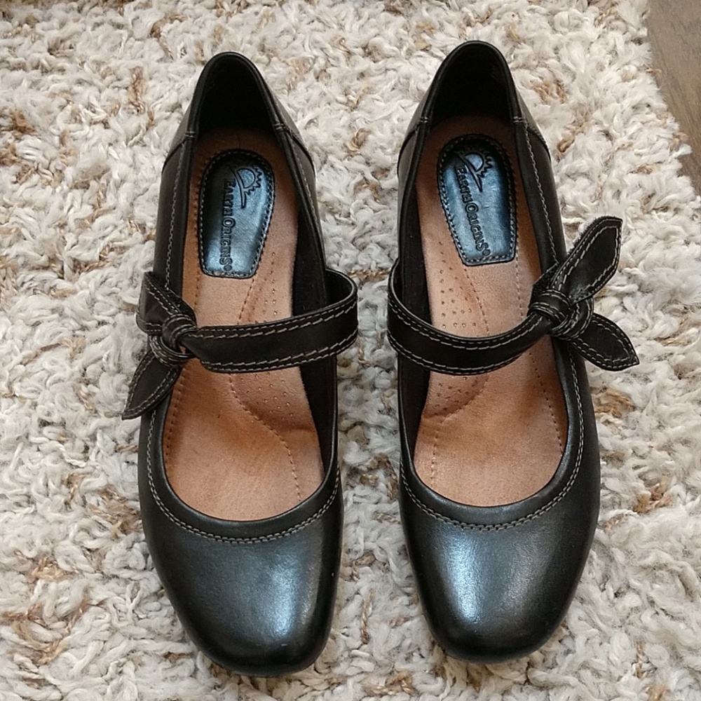 Black Women's Wedge